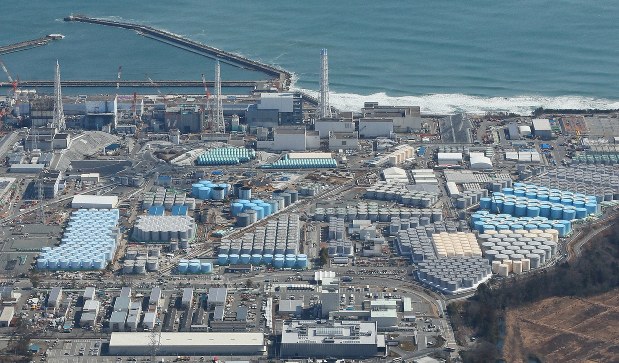 Fukushima: Japonia „va arunca apa contaminată în mare”