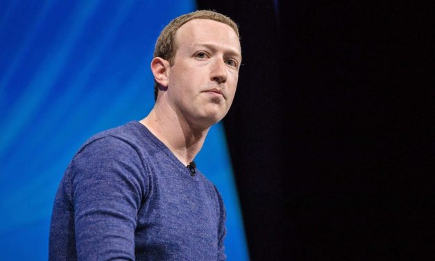 Facebook interzice continutul care neaga Holocaustul