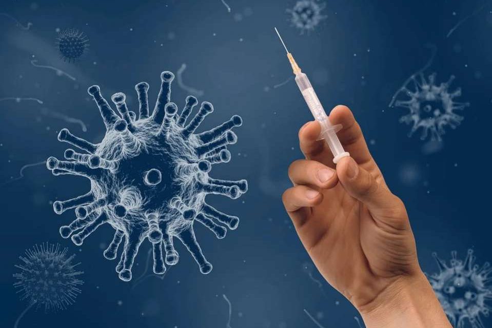 CEO-ul Pfizer spune să ne vaccinăm anti-Covid anual. Se confirmă “conspirațiile”