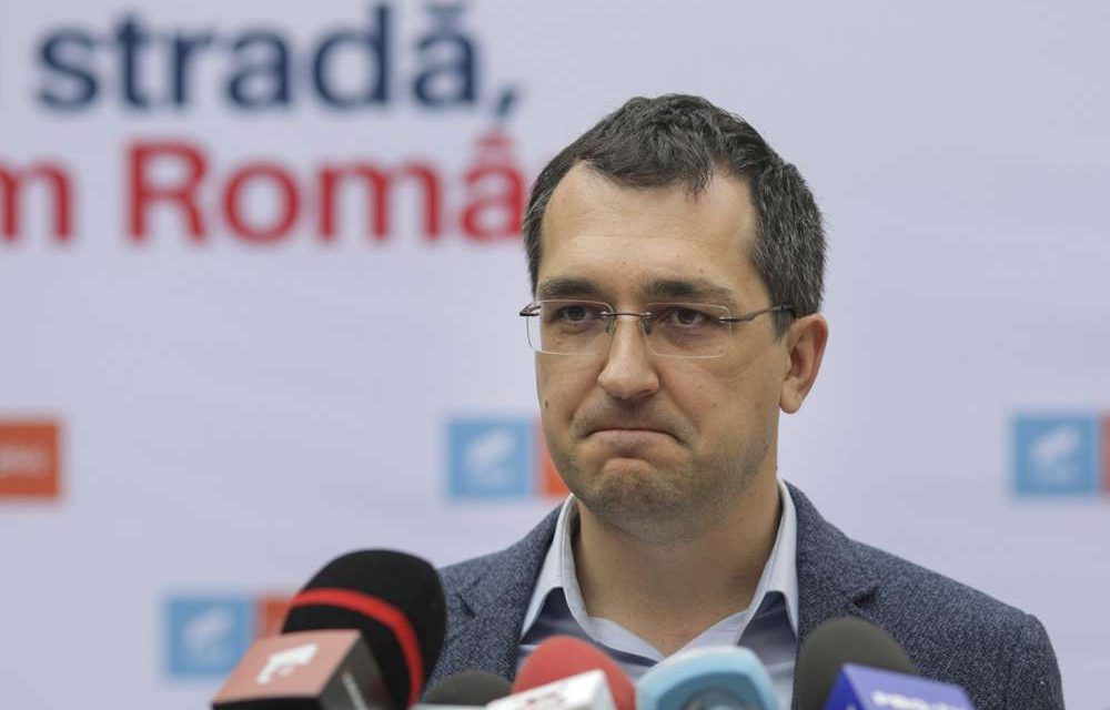 Vlad Voiculescu trebuia demis demult, nepriceperea și aroganța fiind cele mai mari calități ale sale