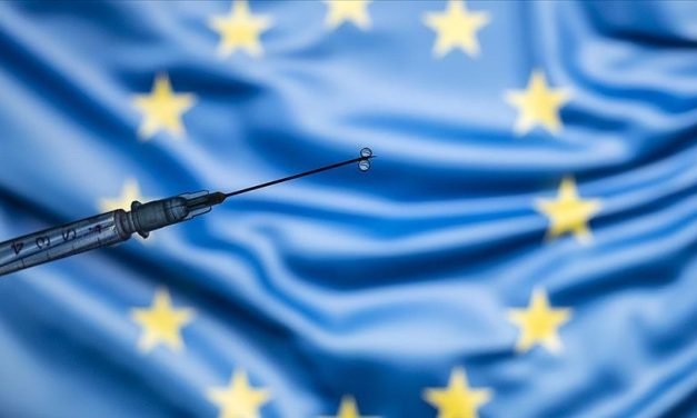 UE înregistrează recorduri de cazuri de covid deși are o rată de vaccinare de 69%