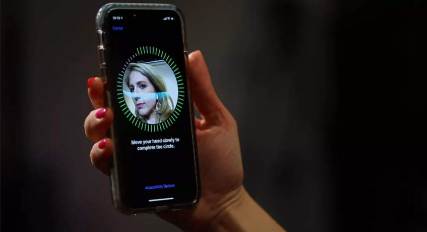 Toate dispozitivele Apple vor folosi autentificarea facială în următorii ani