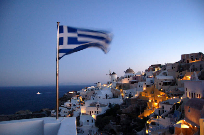 Barurile și restaurantele intră în grevă în Grecia, raportând pierderi masive