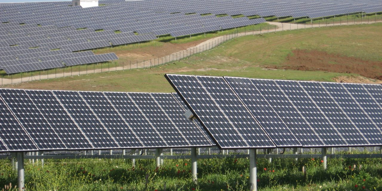 Europa plănuiește o instalare masivă de panouri solare în Africa