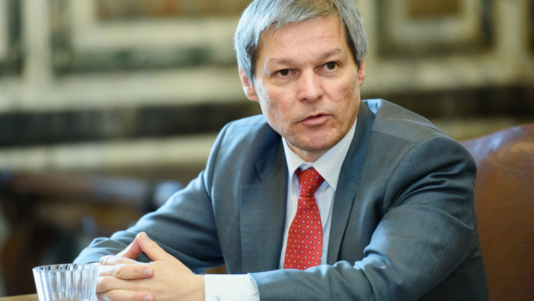 Un ministru în Guvernul Zero al lui Cioloș declarat penal pentru fals în declarația de avere