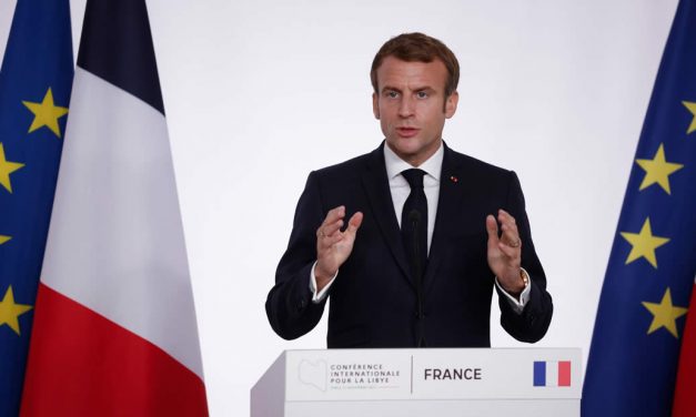 Macron este acum candidat oficial la propria succesiune