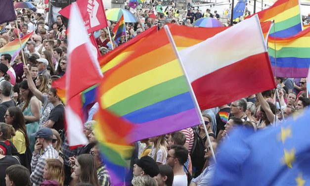 Polonia: O nouă lege împotriva propagandei LGBT în școli