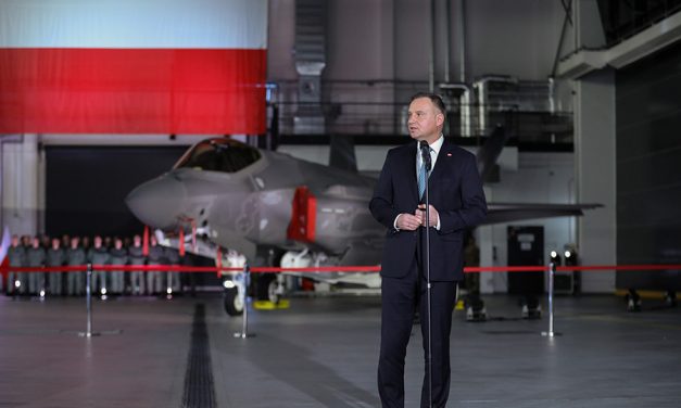 SUA respinge oferta Poloniei de a ajuta Ucraina cu avioane  de luptă MiG-29