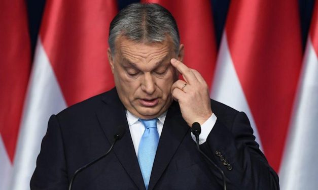 Presa și liderii europeni au oferit felicitări fără tragere de inimă victoriei lui Victor Orbán
