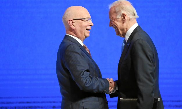 “Marele arhitect” Klaus Schwab la Davos: „Viitorul este construit de noi”