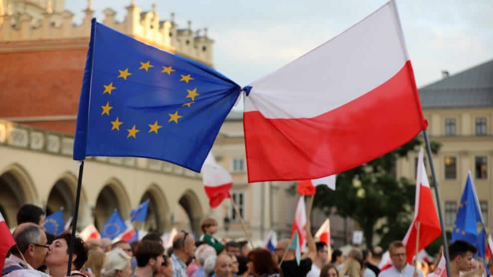 Contre în interiorul guvernului conservator polonez din cauza finanțării UE