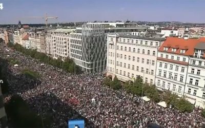 Cehia în primul rând! Protest maisv la Praga împotriva guvernului, UE și NATO