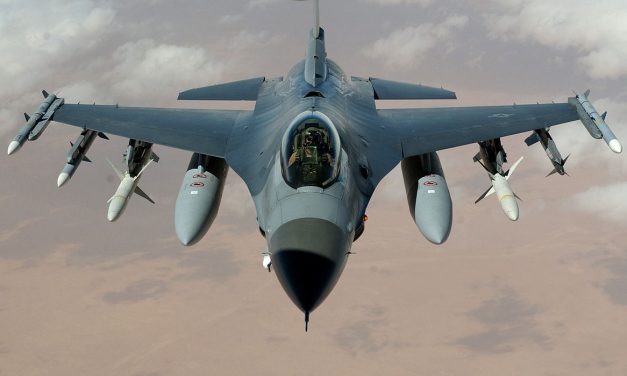 Ucraina pivotează spre avioanele de vânătoare F-16 la câteva ore după ce și-a asigurat tancurile