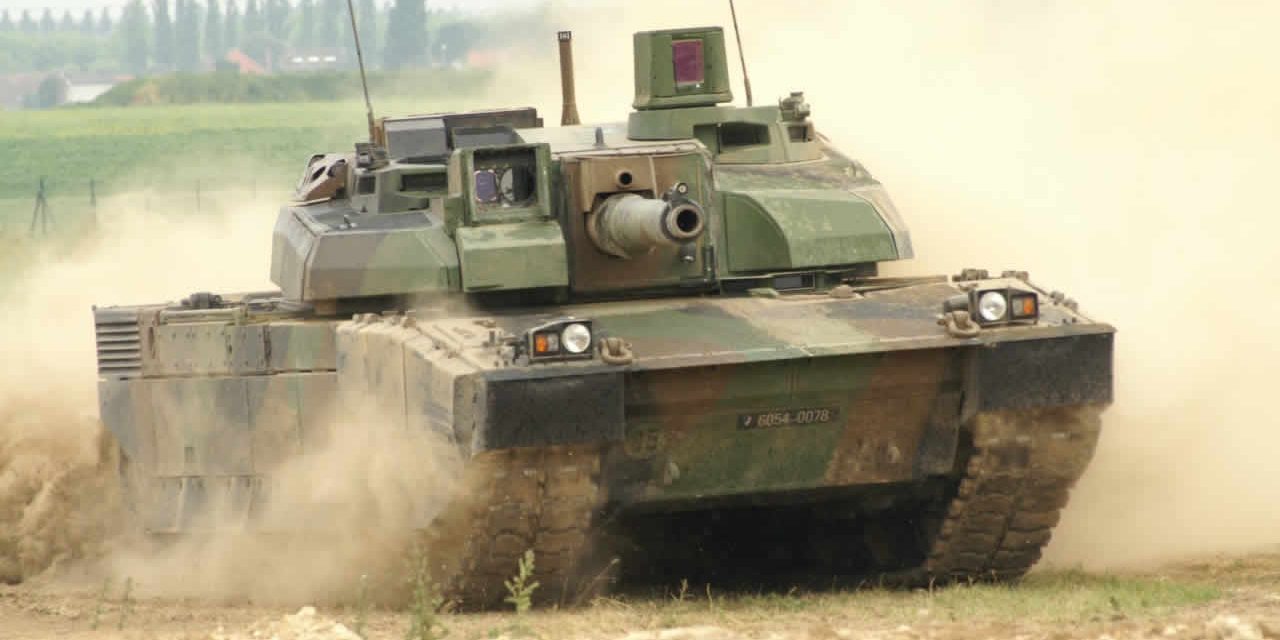 Franța se gândește dacă să trimită tancuri Leclerc în Ucraina