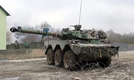 Franța va trimite tancuri ușoare de luptă în Ucraina