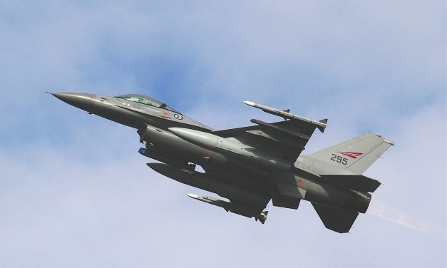 Va obține Ucraina avioanele de luptă F16 la care visează sau s-a atins limita?