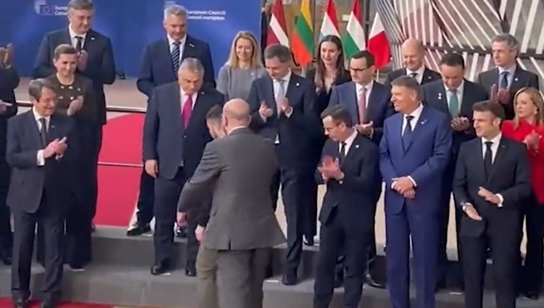 Orban, Iohannis și Nehammer, singurii care nu l-au aplaudat pe Zelenski. Trădare?