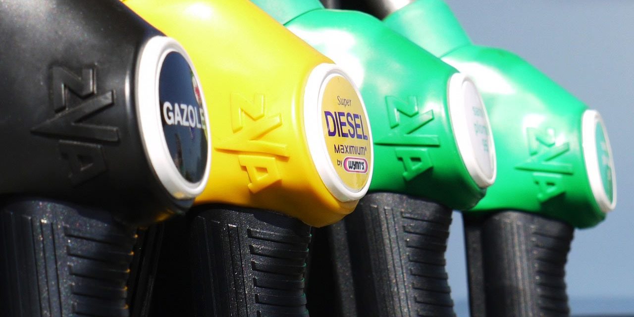România trebuie să găsească surse alternative pentru 80 la sută din motorina importată din Rusia