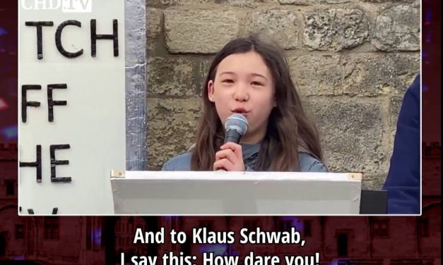 Discurs fulminant pentru libertate. „Lui Klaus Schwab îi spun asta: Cum îndrăznești să-mi furi copilăria și viitorul”