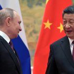 Rusia și China s-au aliat pentru a reduce dependența de dolar în comerțul internațional