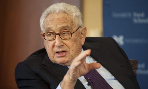 Cine este de vină pentru războiul din Ucraina? Kissinger: Nu numai Rusia