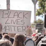 Black Lives Matter se apropie de faliment. Ce rămâne? Deturnare de fonduri și scandaluri